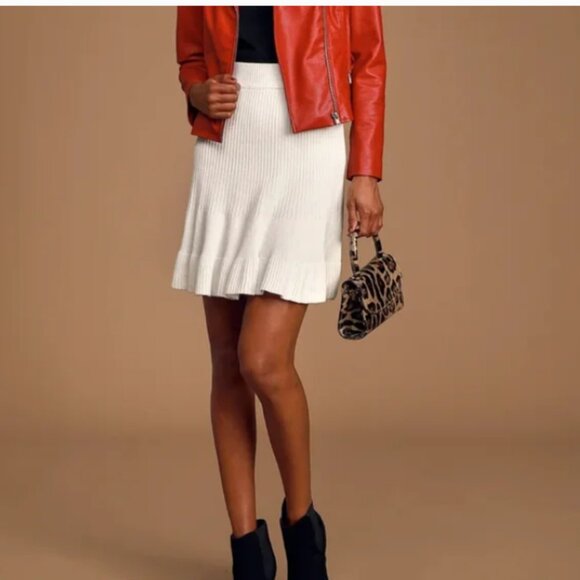 FREE PEOPLE Ivory Knit Skirt Size Small NWT - Picture 2 of 8